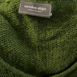 Wooden Ships Med/Lg Green Sweater